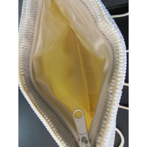 Vintage Cream 1970s Beaded Clutch Handbag Purse Chevron Zigzag Shoulder Bag - Picture 6 of 10